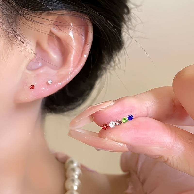 8pcs 6-Prong 3mm Colored Stud Earrings, Random Colors